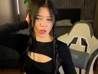 nikki-doll