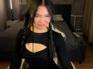 nikki-doll