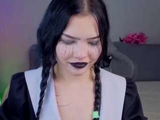 Nikki-doll