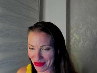 pure-elena live cam preview