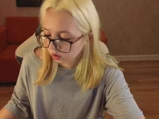 Molly-snow live cam preview