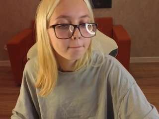 Molly-snow live cam preview