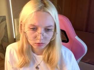Molly-snow live cam preview