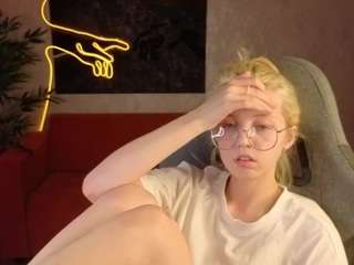 Molly-snow live cam preview