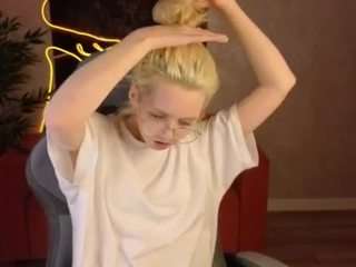 Molly-snow live cam preview