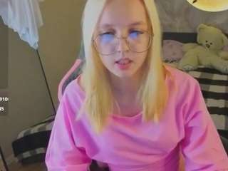 molly-snow Live Webcam on CamSoda