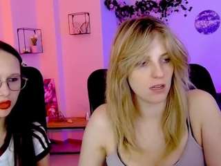 alexis-pink