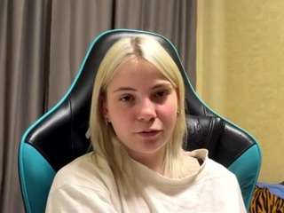 caroleeoverall