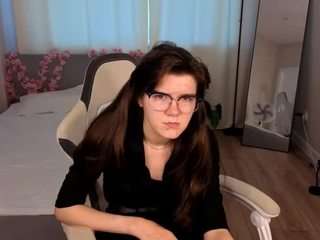 le modèle holy-polly est en webcam porno dans un show sur le site camsoda, il possède les tags suivants: ahegao,skinny,naked,natural,nature,nipple piercings,no drinking,normal,pussy,sexy,shaved pussy,smoking,lingerie,solo,spank,strip,striptease,tease,tiny tits,twerk