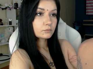 Jade-Ellis live cam preview