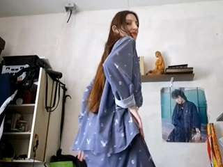 larissasumey camsoda