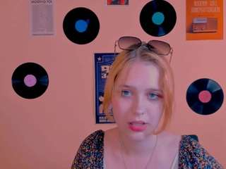 roxy-starr1