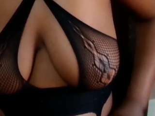 saucysativaxoxo