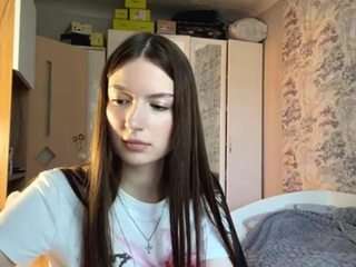yaniramollett