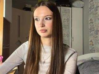 yaniramollett