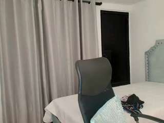 paulinamirren live cam preview