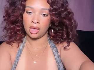 sashaishere webcam model