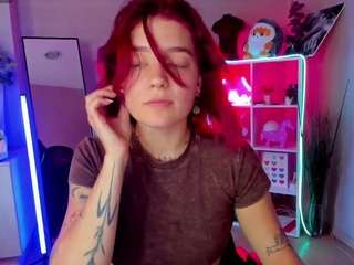 nikkiginger