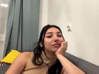 Gwynkochan's live stream