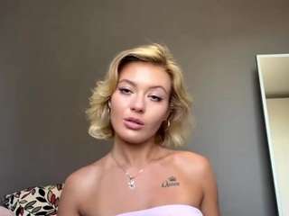 namvandal live on CamSoda