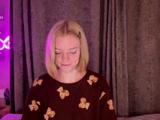 GladysNeuner live cam preview
