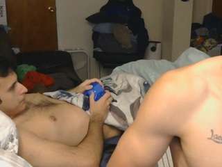 kevinjosechan live cam — brown eyes, drinking, muscular