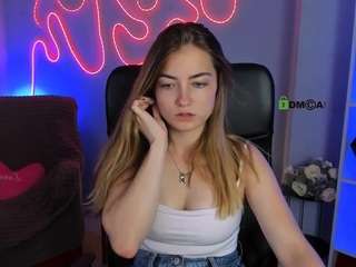 layla-moon1