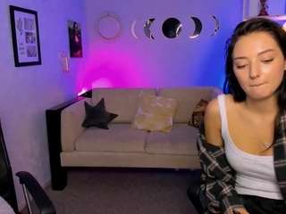 layla-moon1 Live Webcam on CamSoda