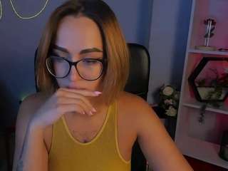 layla-moon1