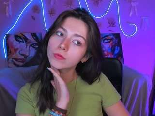 layla-moon1