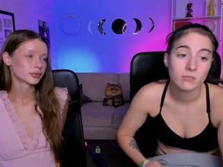 layla-moon1
