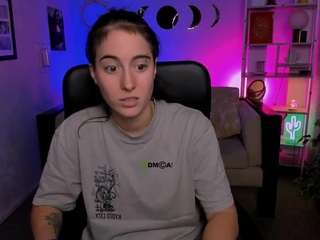 layla-moon1