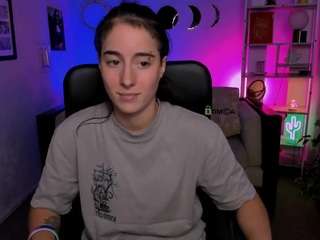 layla-moon1