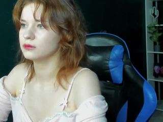 Lil-Zoraa live cam — ass, no drinking, young adult