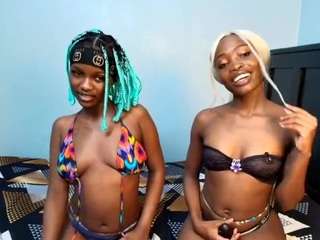 YolandaBlue live cam preview
