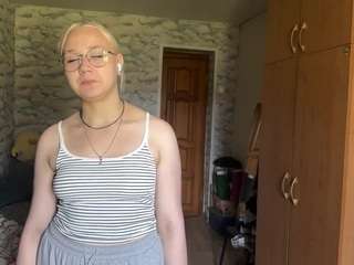 olympiaducci live on CamSoda