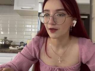 eveliaandrian's live room