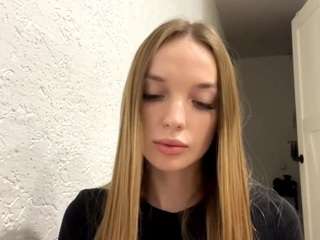 AdrieneMihor