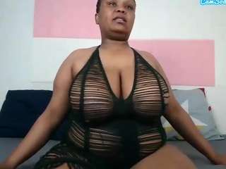 bigtittisxx