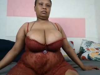 bigtittisxx