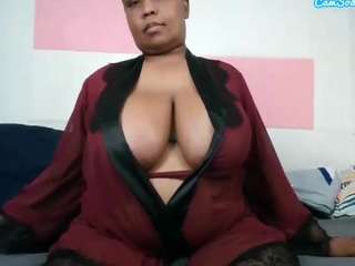 bigtittisxx