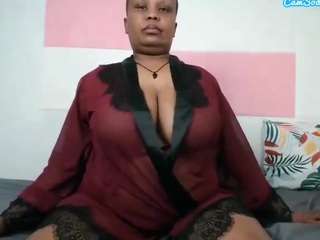 bigtittisxx