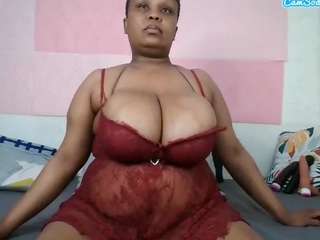 bigtittisxx