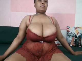 bigtittisxx