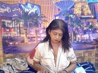 IndianPleasurez23 live cam preview