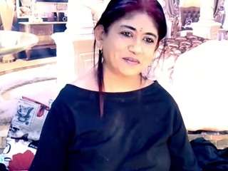IndianPleasurez23 live cam preview