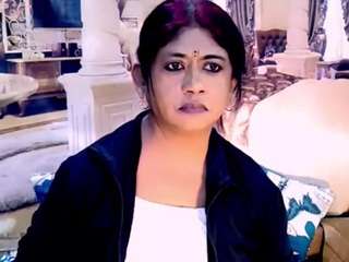 IndianPleasurez23 live cam preview