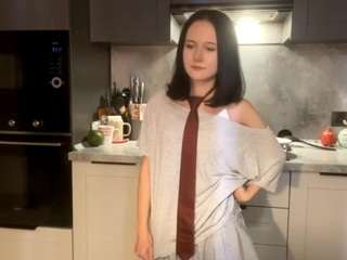 keelymathenia's live room