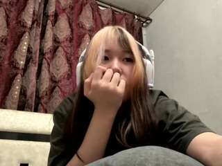 Mia live cam preview