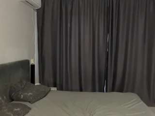 SixtaFebre live cam preview